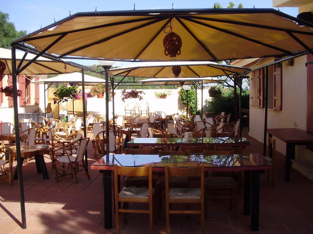 Villaggio Camping Calapineta Синискола Экстерьер фото